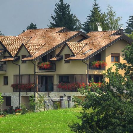 Zrinka House Hotel Grabovac  Bagian luar foto